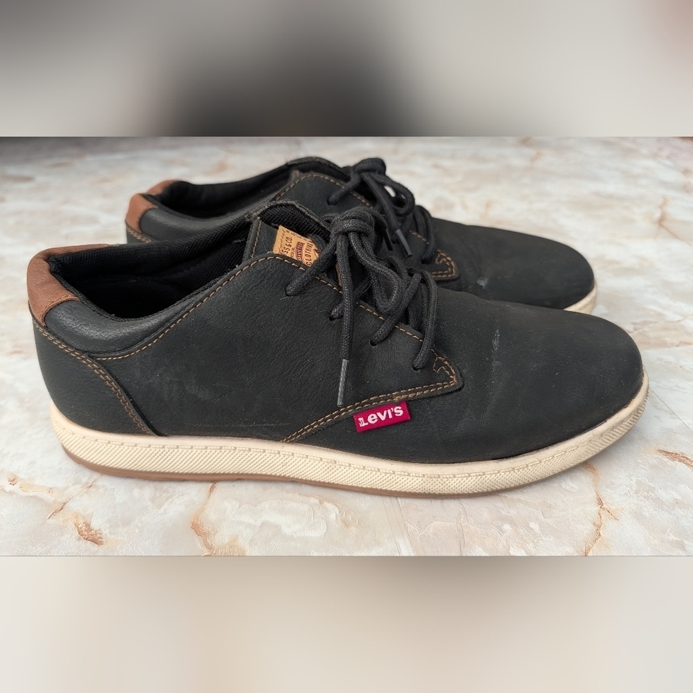 Levi's Black Casual Men's Shoes Size 9